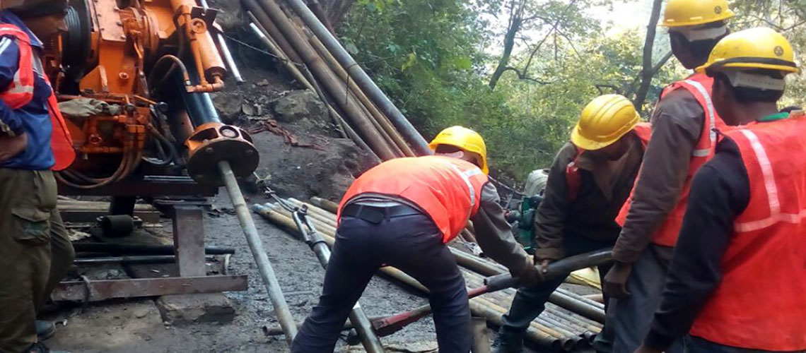 Geo Technical Services, Soil investigation and Testing, Water laboratary testing in Sri Lanka